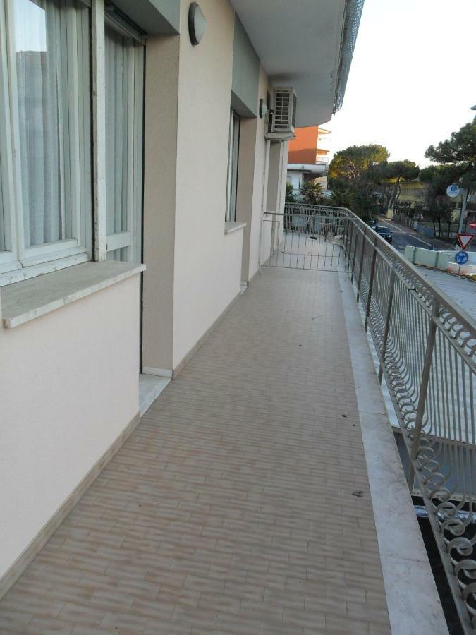 Vacanzemarecervia Appartamenti Terzo Piano מראה חיצוני תמונה